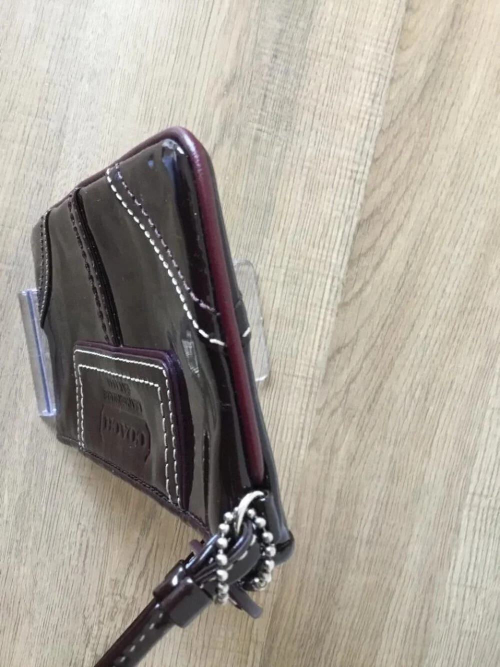 Vintage Coach Patent Leather Wristlet Dark Burgundy, Contrast Stitching - Picture 7 of 8